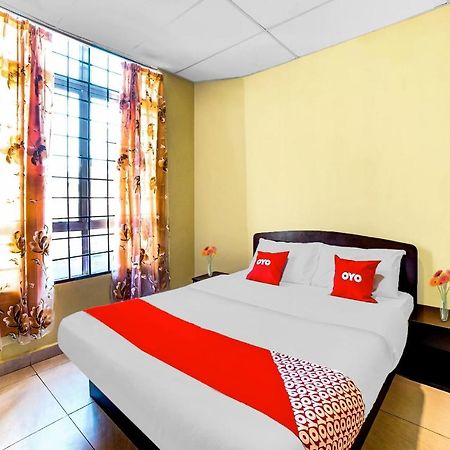 Hotel Lii View Мерсинг Екстериор снимка